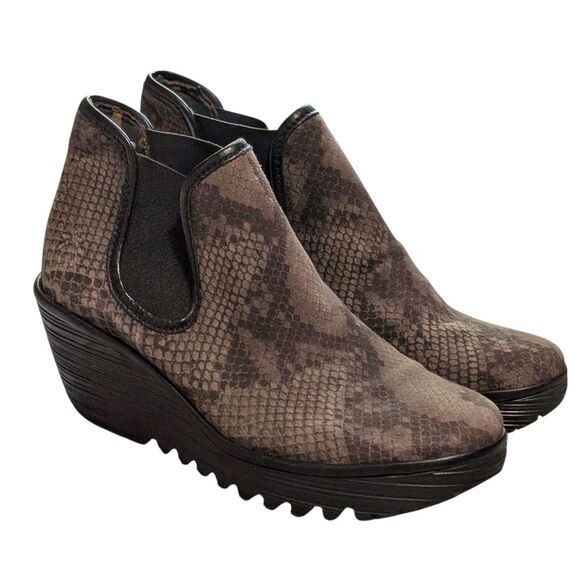 Fly London platform wedge pull on ankle boot yat snake print brown suede size 39 - Picture 1 of 9